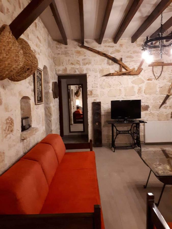 Karydhia Cottage Pano Arodes エクステリア 写真